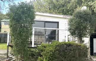 8 School Road, Kakanui