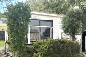 8 School Road, Kakanui