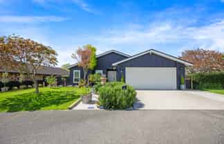 21 Horsley Grove, Pyes Pa