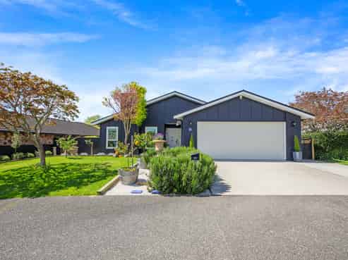 21 Horsley Grove, Pyes Pa