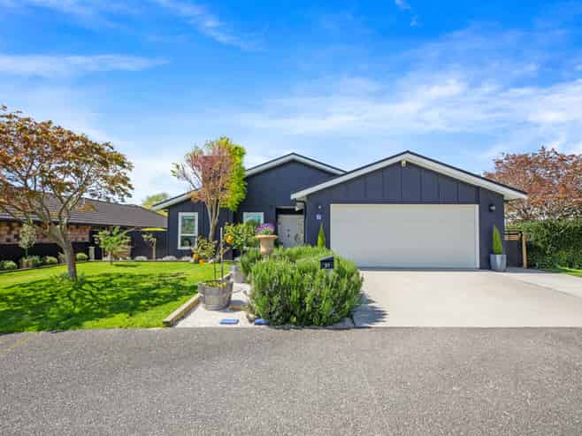21 Horsley Grove, Pyes Pa