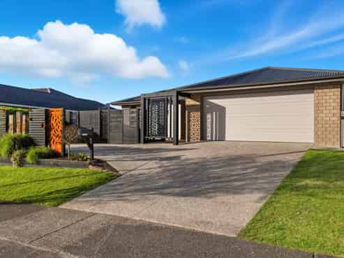 8 Mortlake Heights, Pyes Pa