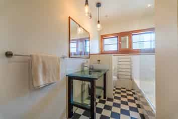 76A Wilson Street, Seaview