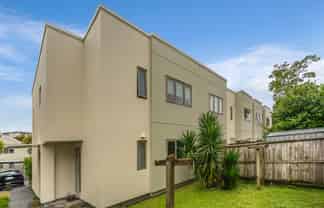 67A/21 Hunters Park Drive, Three Kings
