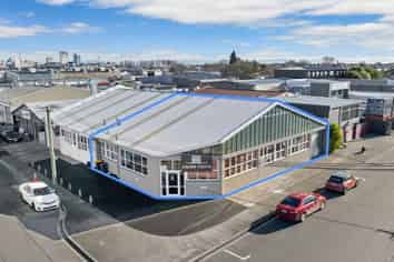 Central Industrial Opportunity- 290sqm Warehouse