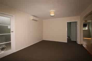 2/41 Derwent Crescent, Titirangi