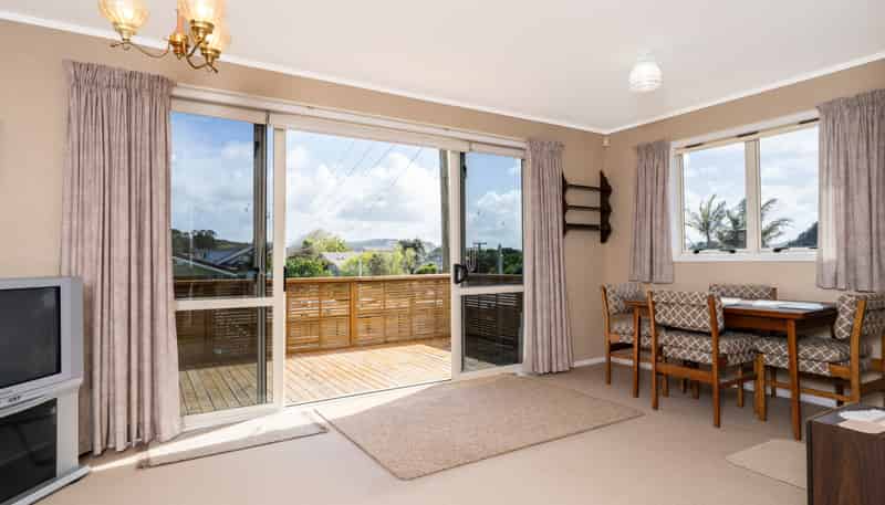 17B Wallis Street, Raglan