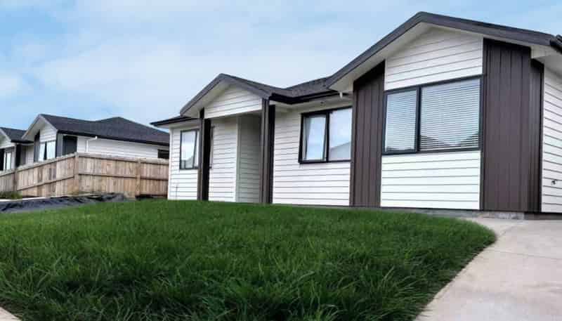 12 William Calvert Drive, Swanson