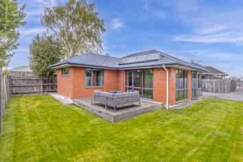 68A Racecourse Road, Sockburn