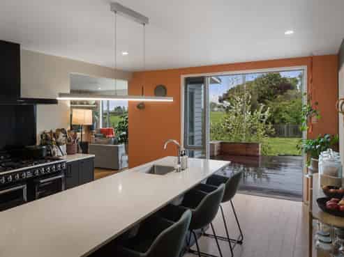 30 Orchard East Road, Ngatea