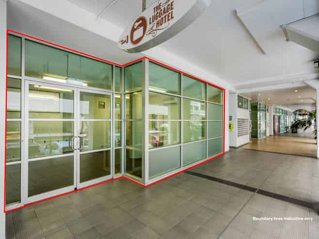 PRIME WATERFRONT OFFICE OR RETAIL - PRINCES WHARF
