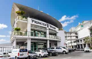PRIME WATERFRONT OFFICE OR RETAIL - PRINCES WHARF
