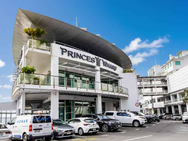 PRIME WATERFRONT OFFICE OR RETAIL - PRINCES WHARF
