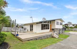 36 Heretaunga Street, Tikipunga