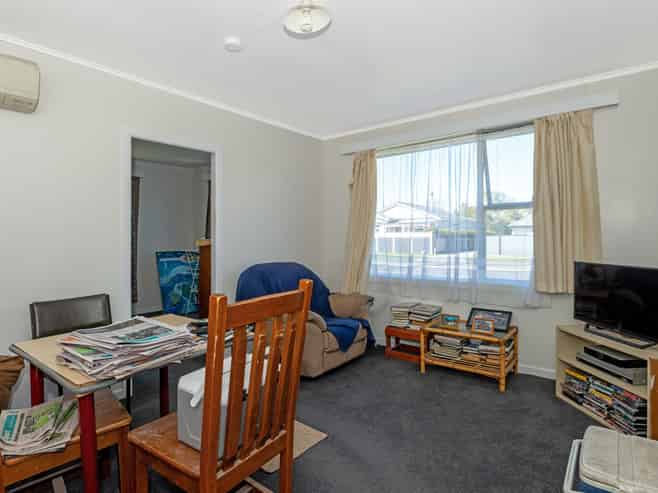 2/735 Aberdeen Road, Te Hapara