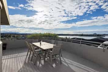 4 Village Way, Welcome Bay