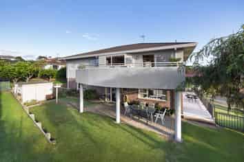 4 Village Way, Welcome Bay