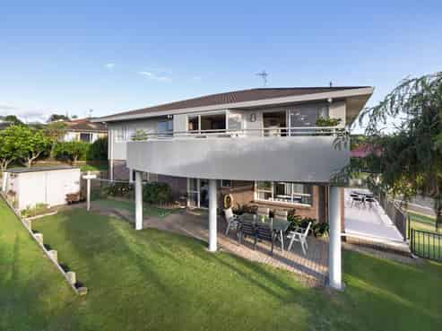 4 Village Way, Welcome Bay