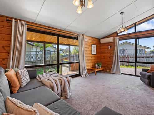 24A Barnard Road, Fairy Springs