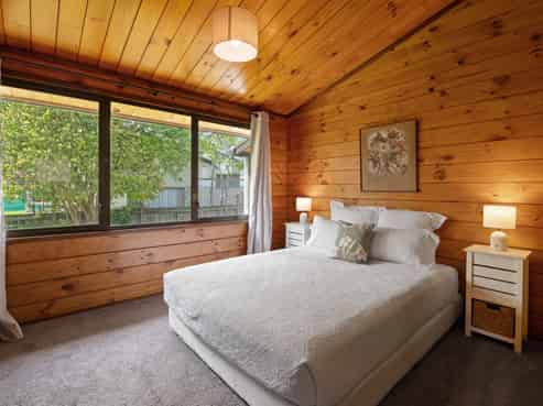 24A Barnard Road, Fairy Springs