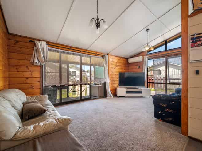 24A Barnard Road, Fairy Springs