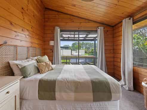 24A Barnard Road, Fairy Springs