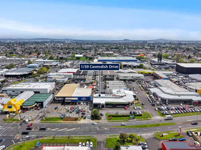 39A Cavendish Drive - Prime Retail Spot