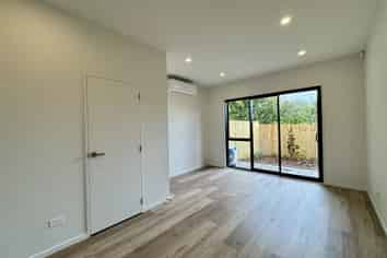 10/35 Crawford Avenue, Mangere Bridge