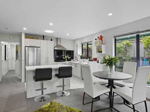 85 Pegasus Boulevard, Pegasus