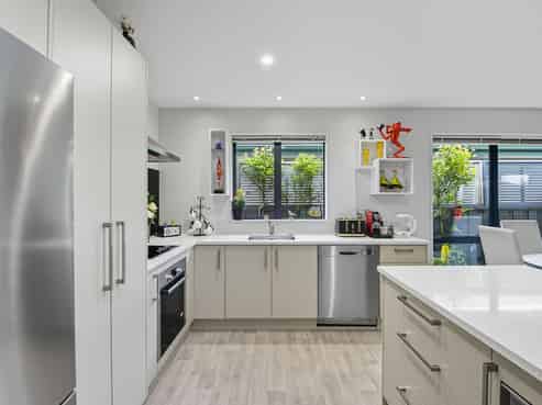 85 Pegasus Boulevard, Pegasus