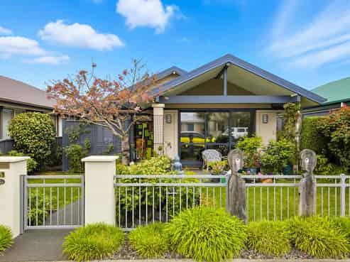 85 Pegasus Boulevard, Pegasus