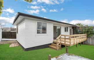 2/34 Plumley Crescent, Mangere