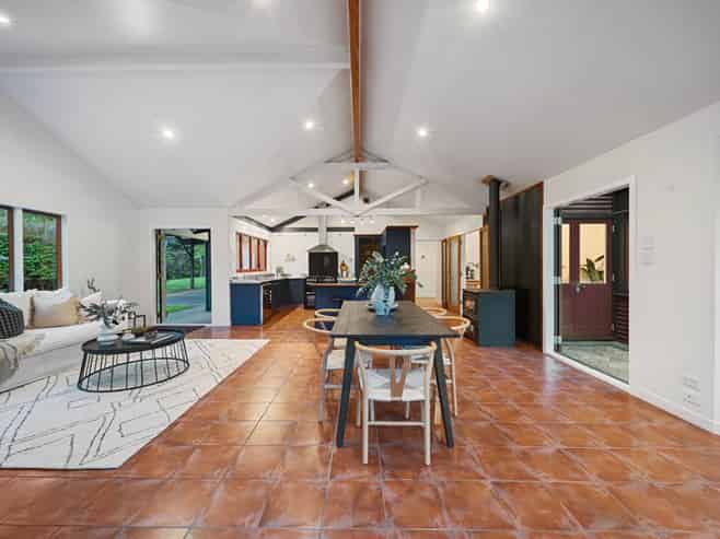 4 Sherwood Drive, Patumahoe
