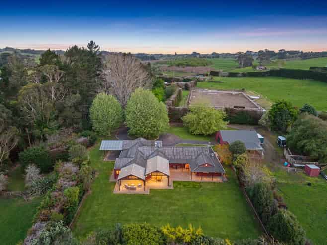 4 Sherwood Drive, Patumahoe