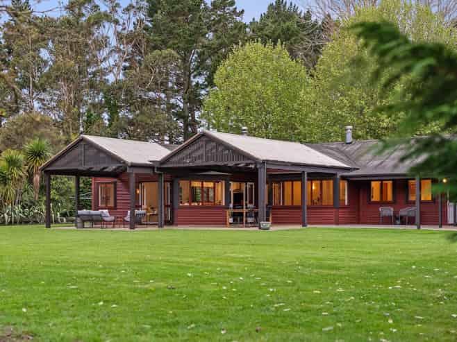 4 Sherwood Drive, Patumahoe
