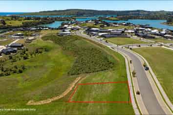 140 Rangitahi Road, Raglan