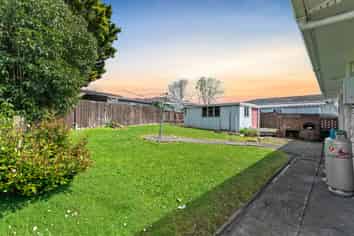 58 Diorella Drive, Clover Park