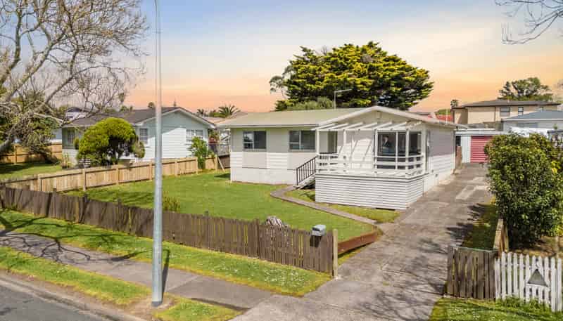 58 Diorella Drive, Clover Park
