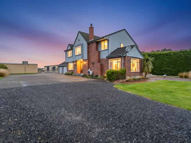 268 West Plains School Road, West Plains