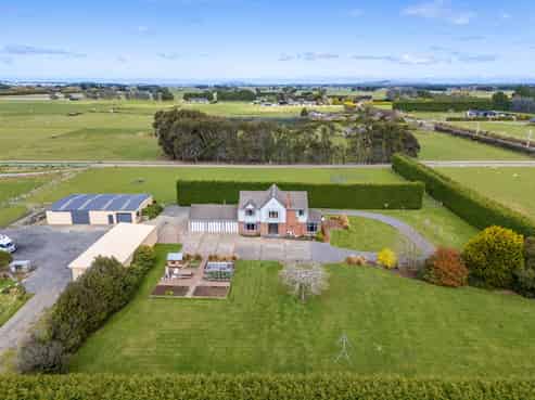 268 West Plains School Road, West Plains