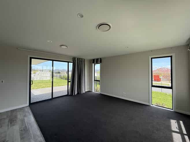 40 Maunganamu Drive, Wharewaka