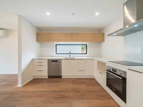 14/4; 15/4 Tawhai Street, Stokes Valley