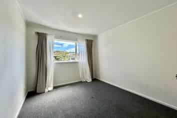 2/54 Regency Park Drive, Gulf Harbour