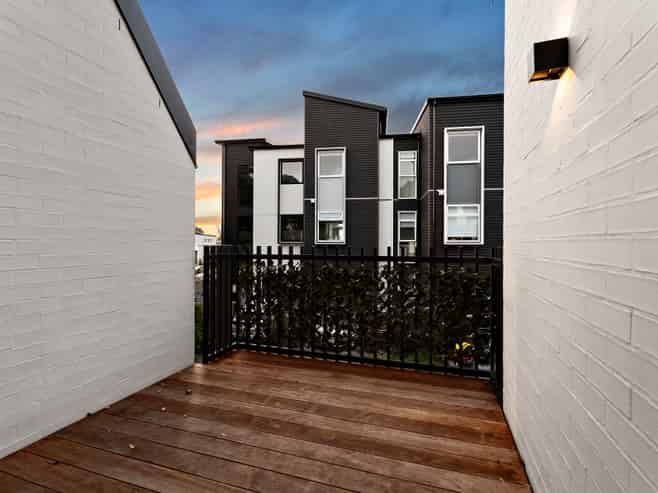 12 Mayfly Lane, Hobsonville