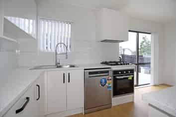 3/114 Finlayson Avenue, Clendon Park