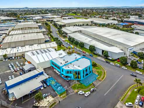 High Profile Corner Site