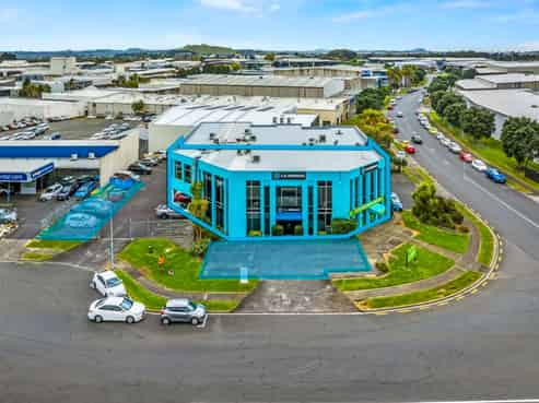 High Profile Corner Site