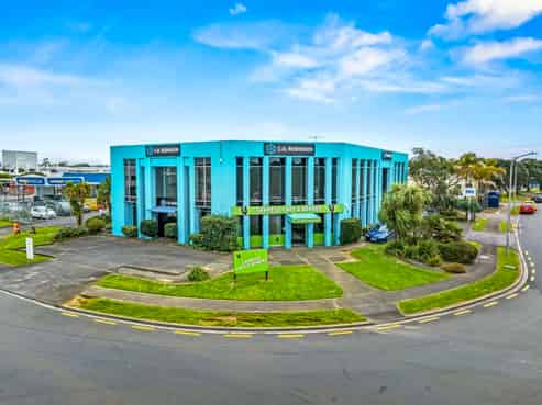 High Profile Corner Site