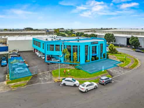 High Profile Corner Site