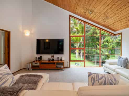 109 Huia Road, Titirangi